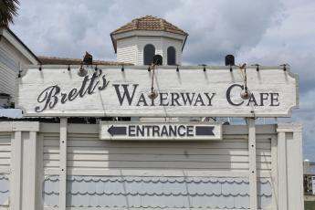 Brett's Waterway Cafe