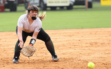 The Callahan Middle School softball team defeated Yulee 7-5 Monday night in the Nassau County championship game at West Nassau High School in Callahan. Photo by Amanda Ream/Community Newspapers