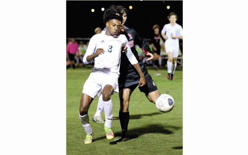Hornets beat Crusaders to clinch region championship. Photo by Beth Jones/News-Leader