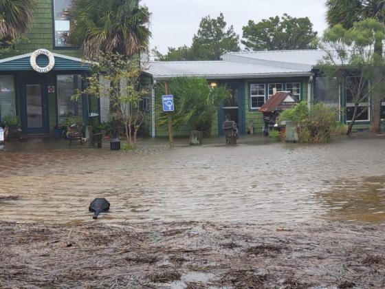 9-29-22 Down Under restaurant, Fernandina Beach