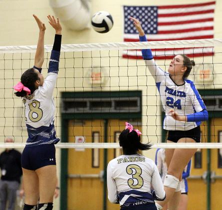 Lady Hornets, Lady Pirates play for district crown. Photo by Beth Jones, News-Leader