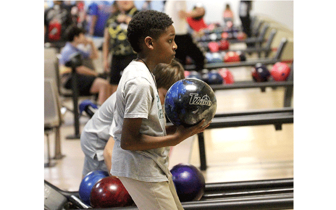 Bowling with the pros. Photos by Beth Jones/News-Leader