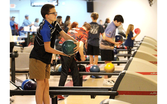 Bowling with the pros. Photos by Beth Jones/News-Leader