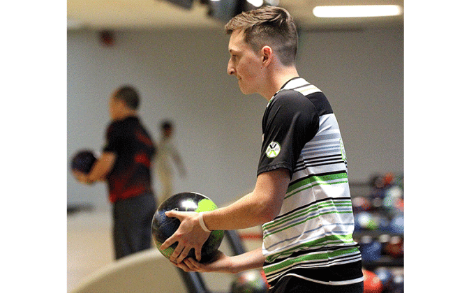Bowling with the pros. Photos by Beth Jones/News-Leader