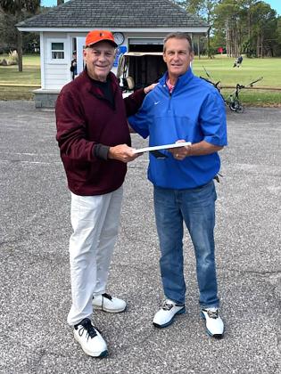 Friends of the Fernandina Beach Golf Club presented certificates of appreciation to two members recently.
