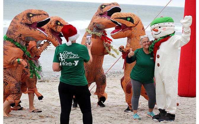 Run like the Dickens 2022. Photo by Beth Jones/News-Leader