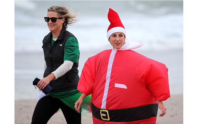 Run like the Dickens 2022. Photo by Beth Jones/News-Leader