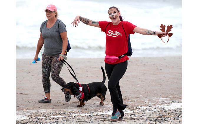Run like the Dickens 2022. Photo by Beth Jones/News-Leader