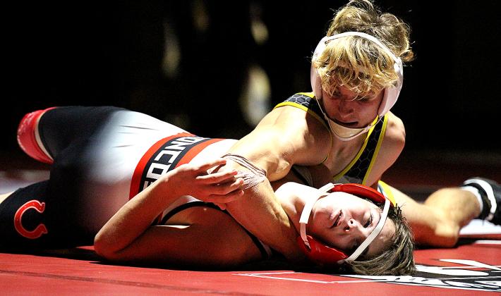 Hornets host Broncos in home opener, photo by Beth Jones/News-Leader