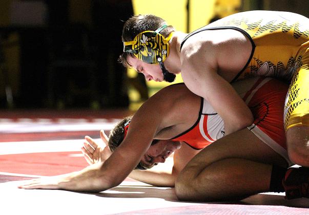 Hornets host Broncos in home opener, photo by Beth Jones/News-Leader