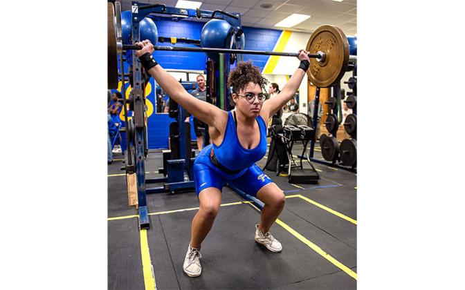 FBHS weightlifters host Yulee