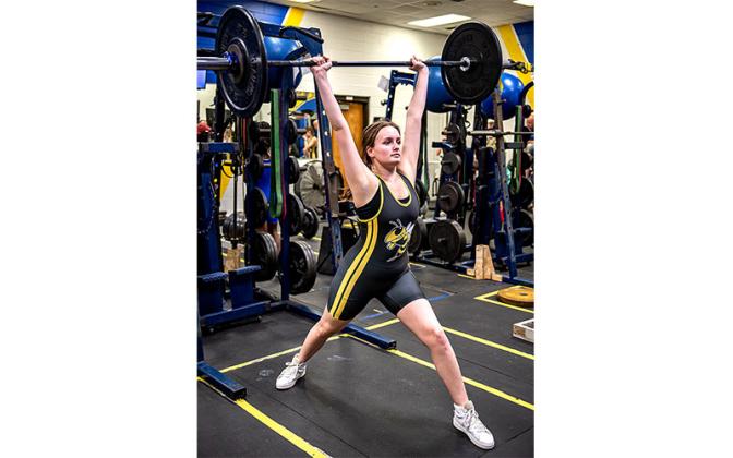 FBHS weightlifters host Yulee