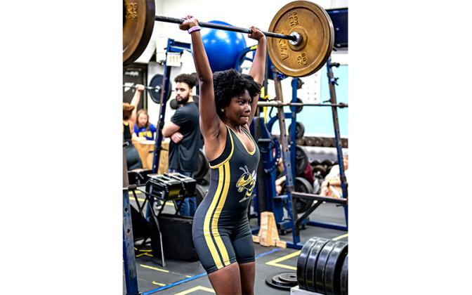 FBHS weightlifters host Yulee