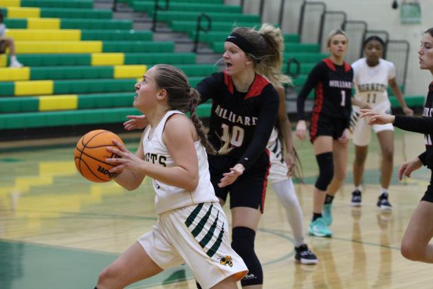 Lady Flashes beat host Lady Hornets. Photo by Beth Jones