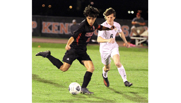 Hornets beat Crusaders to clinch region championship. Photo by Beth Jones/News-Leader