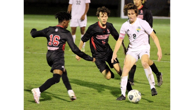 Hornets beat Crusaders to clinch region championship. Photo by Beth Jones/News-Leader