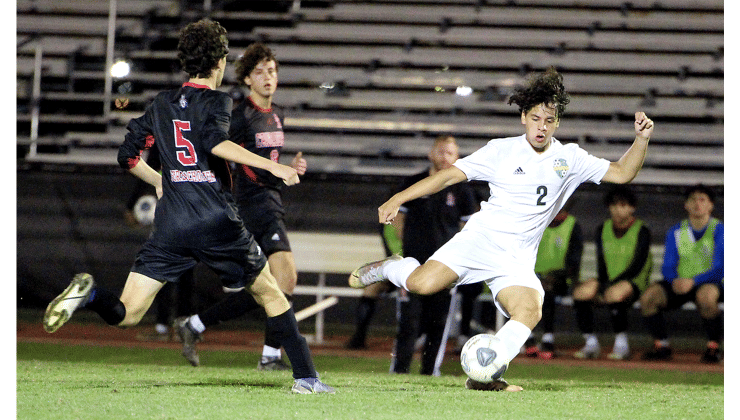 Hornets beat Crusaders to clinch region championship. Photo by Beth Jones/News-Leader