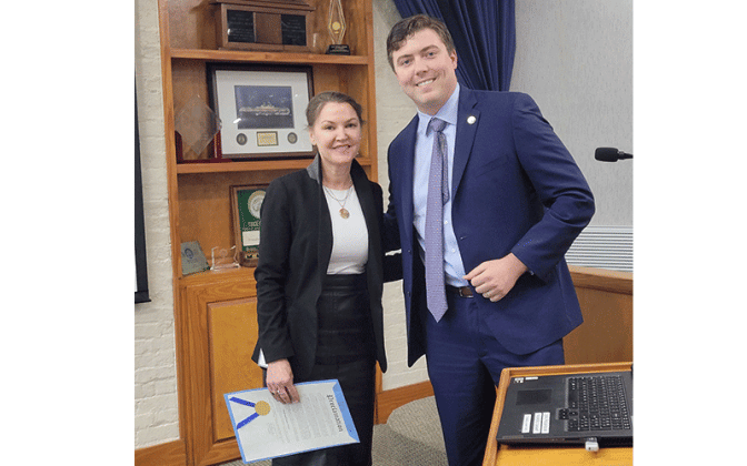 Caroline Best receives recognition from Mayor Bradley Bean before Municipal Clerks Week. In typical fashion, Best thanked city leaders, past and present. “I can’t do my job without your trust in me and my ability,” she said. “I sincerely appreciate the opportunity to serve each of you every single day.” Photo by Julia Roberts/News-Leader