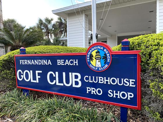 Lee Murray, top, is the president of the Friends of the Fernandina Beach Golf Club, which donated the mate-rials for the new signs at the city course. Photo by Beth Jones/News-Leader