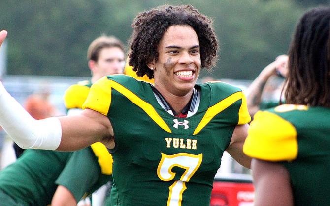 Yulee Hornets beat Wolfson, Tocoi Creek. Photo by Beth Jones/News-Leader