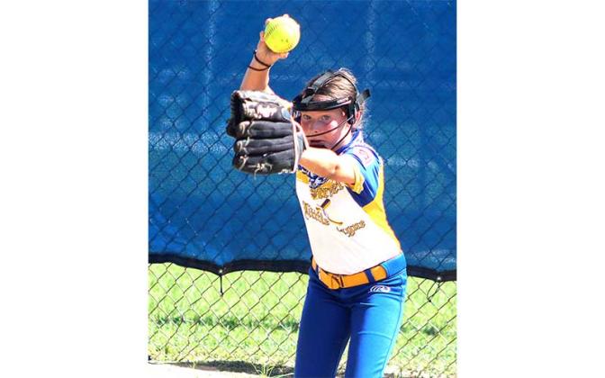Elm Street little league holds softball camp. Photo by Beth Jones/News-Leader