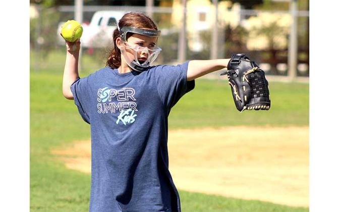 Elm Street little league holds softball camp. Photo by Beth Jones/News-Leader