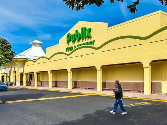 Publix to tear down its existing store in Island Walk Shopping Center in Fernandina Beach and build a new, larger one.