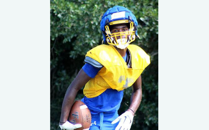 Saturday morning scrimmage for Pirates. Photo by Beth Jones/News-Leader