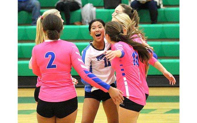 Fernandina Beach beat Paxon and Yulee defeated West Nassau in Tuesday’s semifinal round of the district tournament at Yulee. Photo by Beth Jones/News-Leader