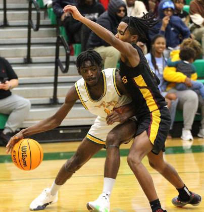 The Yulee High School boys basketball team hosted the West Nassau Warriors Tuesday night. The YHS Hornets prevailed 67-32. The Yulee junior varsity boys won in overtime. Photos by Beth Jones/News-Leader
