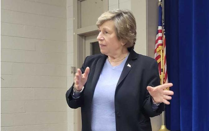 American Federation of Teachers President Randi Weingarten told local union members that, when they are faced with something that is unfair, they should ask themselves what her mother asked her when she was faced with unfair treatment, “What are you going to do about it?” Photo by Julia Roberts/News-Leader