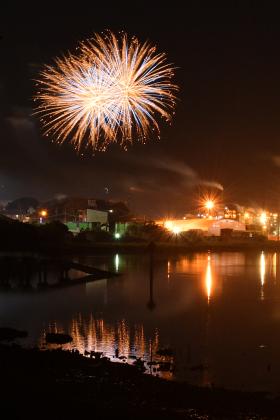 The Shrimp Drop wrapped up with a fireworks display to ring in the new year. Photo by Pam Bell Photography