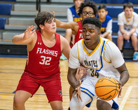 Middle school junior varsity boys hoops tourney held. Photos by Penny Glackin/News-Leader