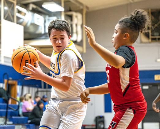 Middle school junior varsity boys hoops tourney held. Photos by Penny Glackin/News-Leader