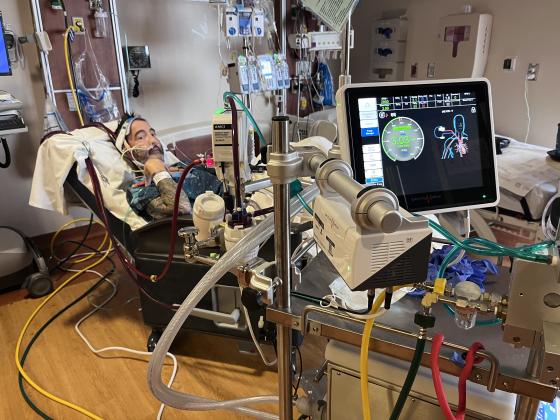 Mike Boston, post-ECMO procedure, prior to his double lung transplant surgery at Vanderbilt University Medical Center in Nashville. Photos courtesy of Boston Photography