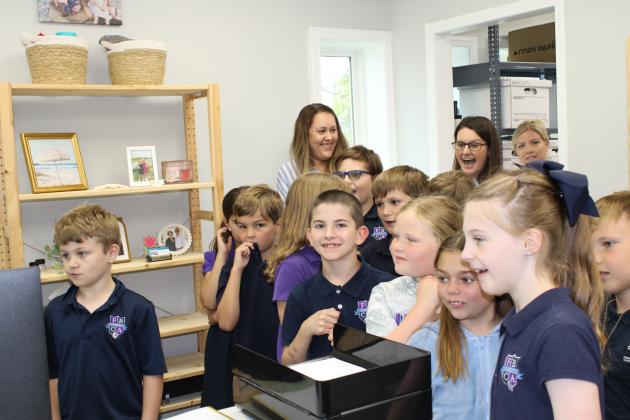 FBCA third grade visits the News-Leader.  Photo by Tracy McCormick-Dishman/News-Leader