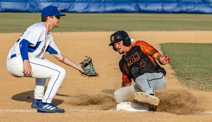 Pirates host Toros in home finale. Photo by Penny Glackin/Special