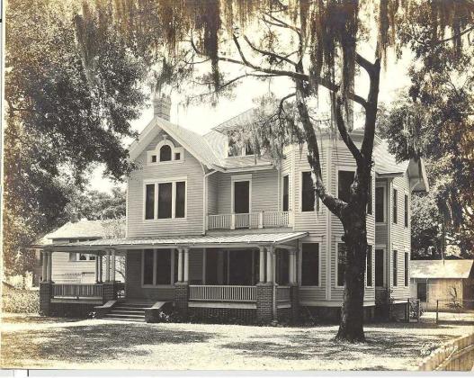 Fred Hoyt built a home at 804 Atlantic Avenue in 1905 for his wife and three sons. Pictured here in the 1920s, the house still stands and is operated as a bed-and-breakfast inn. Photo courtesy of Amelia Island Museum of History