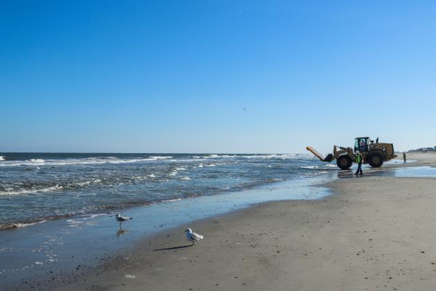 Crews demobolize equipment earlier this year at Main Beach. Photo by Ashley Chandler/News-Leader