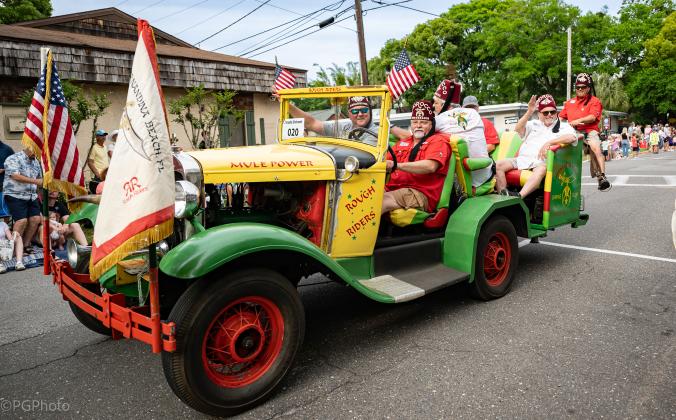 2025 Shrimp Fest Parade. Photo by Penny Glackin/Special to the News-Leader