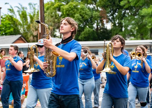 2025 Shrimp Fest Parade. Photo by Penny Glackin/Special to the News-Leader