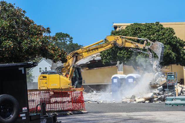 Workers demolish the Island Walk Publix on July 2. Photo by Ashley Chandler/News-Leader