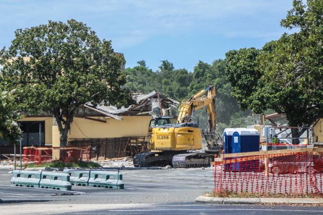 Workers demolish the Island Walk Publix on July 2. Photo by Ashley Chandler/News-Leader