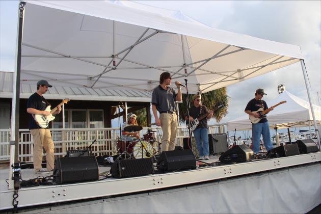 Local band Twin Suns. Photo by Marisa DeMar/News-Leader