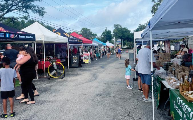 The Fernandina Beach Market Place opened their Mid Week Market on Wednesday in the Island Walk Shopping Center. Photo by Marisa DeMar/News-Leader