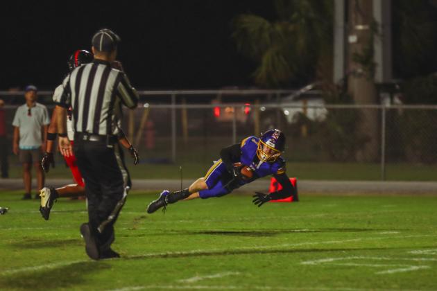 Pirates remained undefeated after beating the Forth White Indians 28-27 in Week Four. Photo by Ashley Chandler/News-Leader
