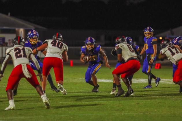 Pirates remained undefeated after beating the Forth White Indians 28-27 in Week Four. Photo by Ashley Chandler/News-Leader