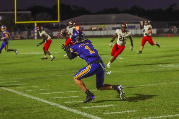 Pirates remained undefeated after beating the Forth White Indians 28-27 in Week Four. Photo by Ashley Chandler/News-Leader