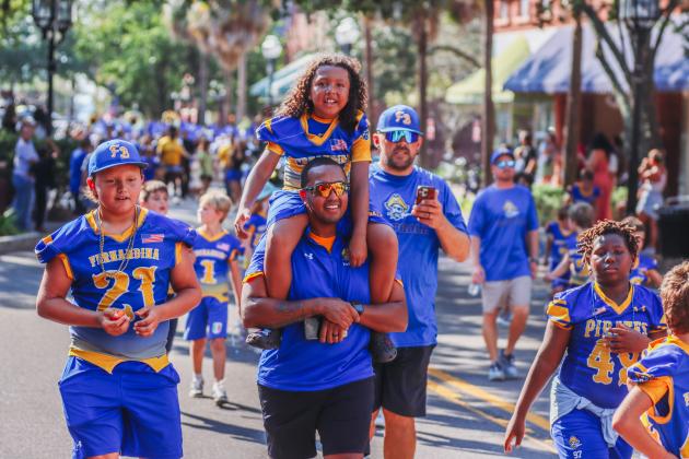 Pirates Homecoming Parade on Sept. 19. Photo by Ashley Chandler/News-Leader