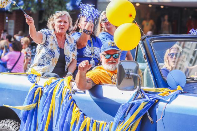 Pirates Homecoming Parade on Sept. 19. Photo by Ashley Chandler/News-Leader